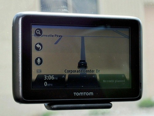Nuovo sistema gps auto - gps,